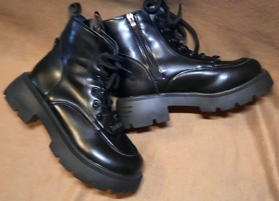 Ботильоны на платформе