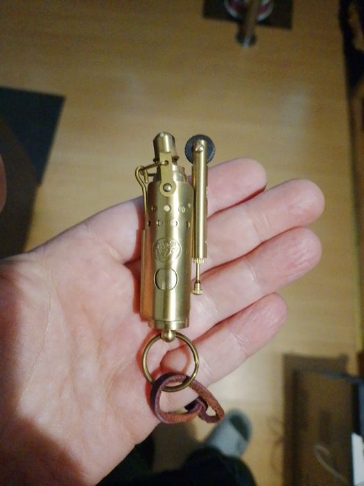 Колекційна бензинова запальничка