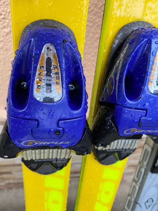 Лижі  В хорошому стані