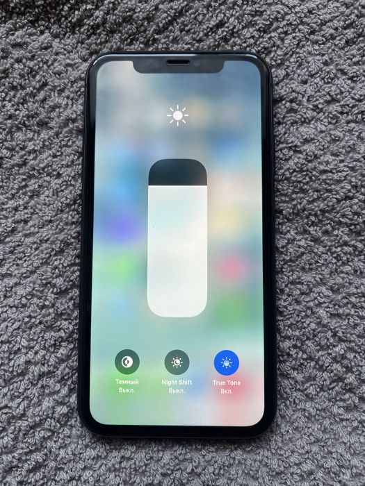   Iphone 11 / 64 gb black, Neverlock