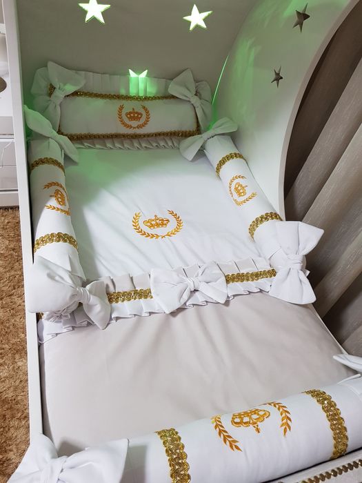 Berço bebé meia lua com led cores