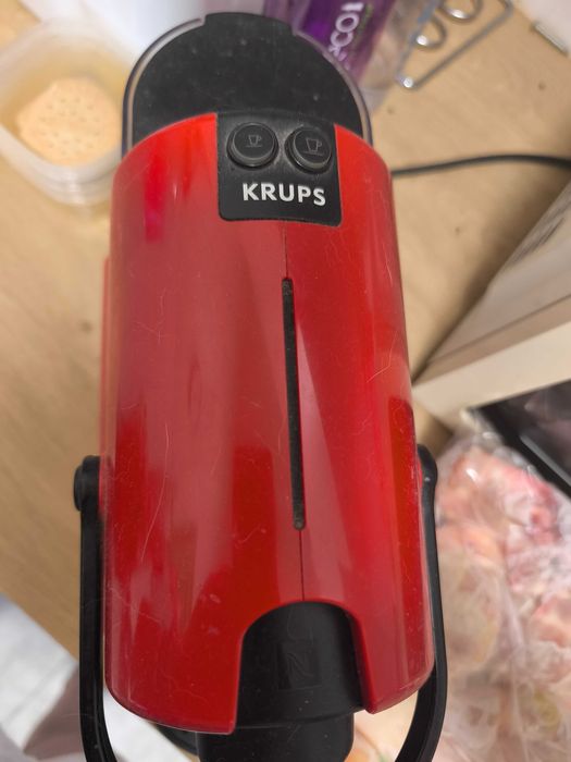 Máquina Krups Nespresso & suporte cápsulas