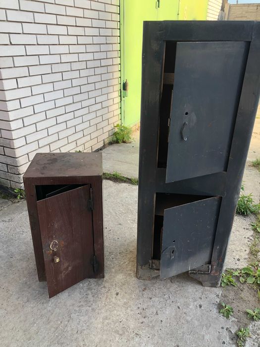 сейф- металический