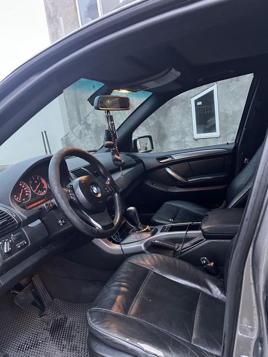 Срочно BMW x5 e53 Рестайлинг Дизель 2006