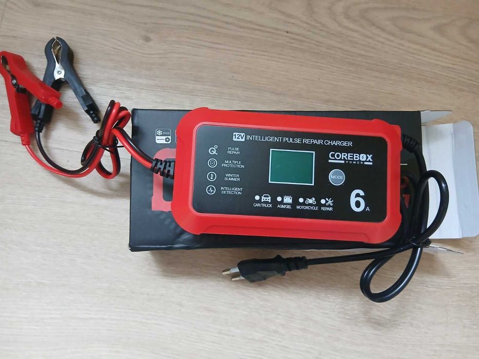 новый инвертор 2000 чистый синус вместе с новой зарядной станцией