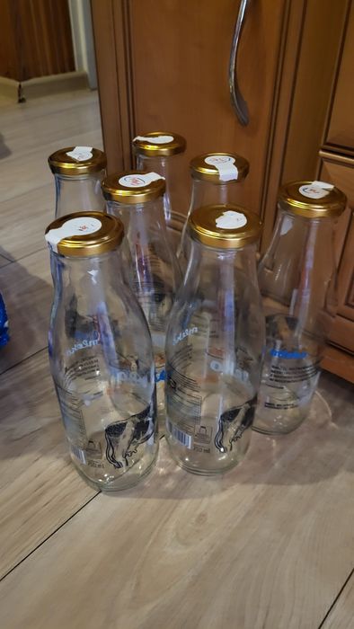 Butelki 1 litr z nakretkami
