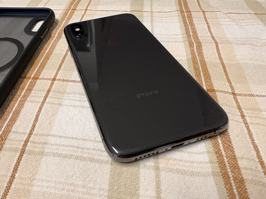 iPhone XS 64GB em excelente estado