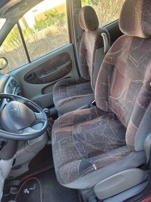 RENAULT Mégane Scenic