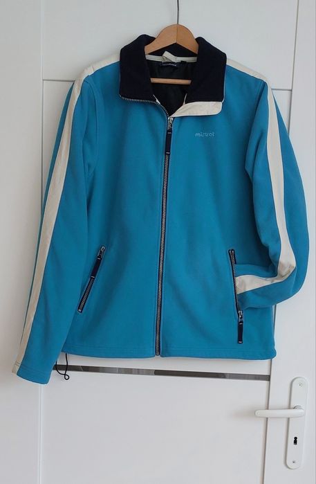Bluza polarową na podszewce.