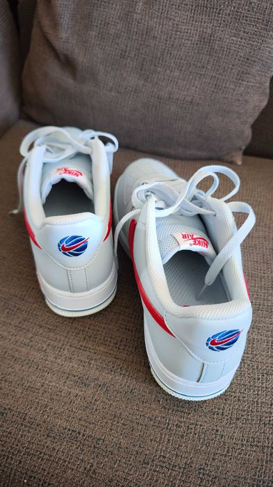 Ténis /Sapatilhas Nike Air Force 1 novos 43