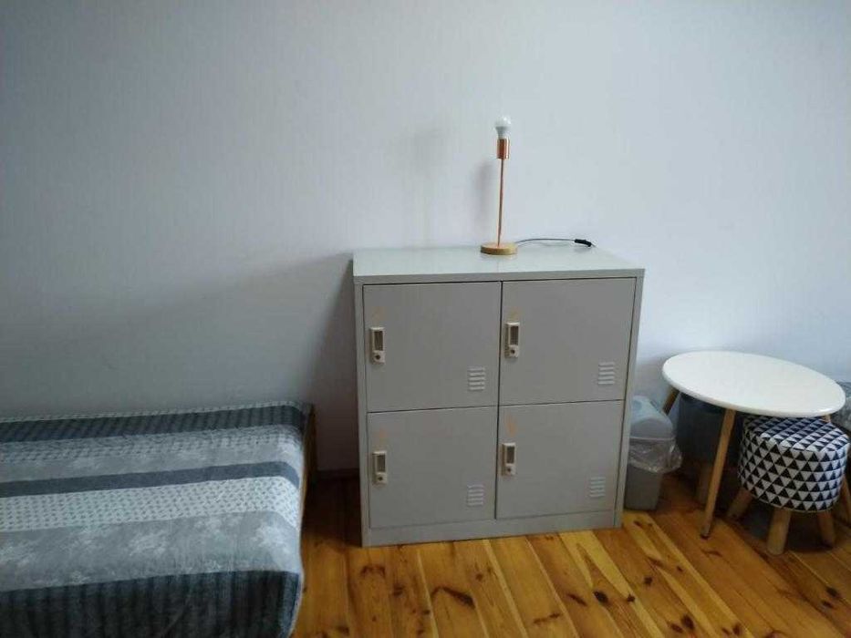 ХОСТЕЛ  Киев Низкие Цены Метро Нивки. Обжежитие Без Комисии