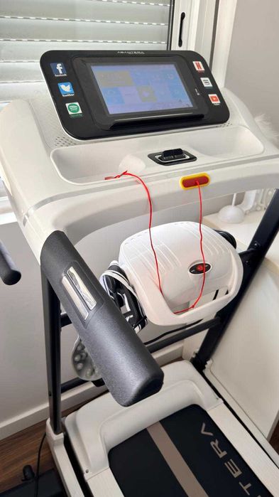 Passadeira Elétrica Abantera com Ecrã Multimédia – Como Nova