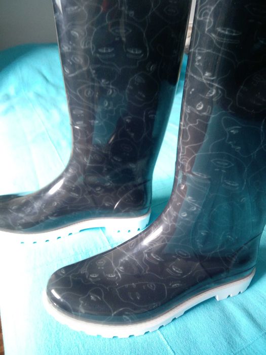 Fabulosas Botas "Calzedonia"  novas (tamanho 39)