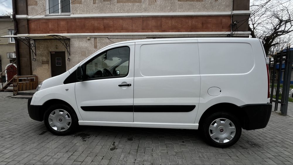 Fiat scudo 2012 года