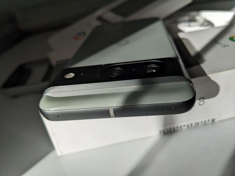 Google pixel 8 8/128 soft