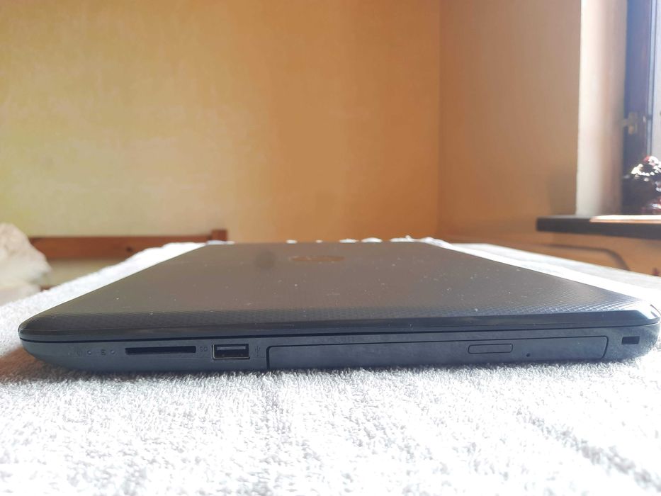 HP 250 G4 SSD 240GB 4GB RAM Ноутбук для учебы и работы плюс Мышь