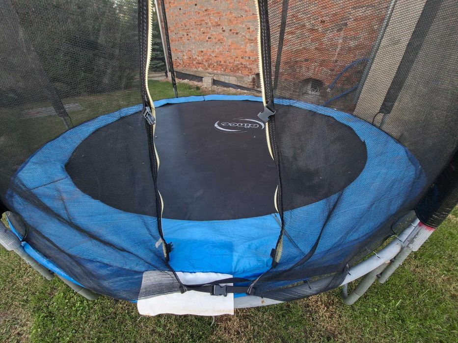 Trampolina średnica około 3 m