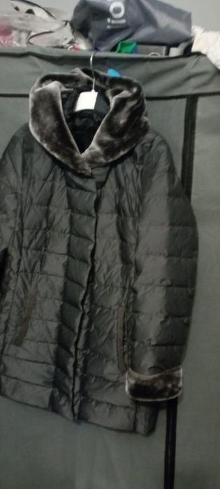 Gil Bret kurtka puchowa za pupę