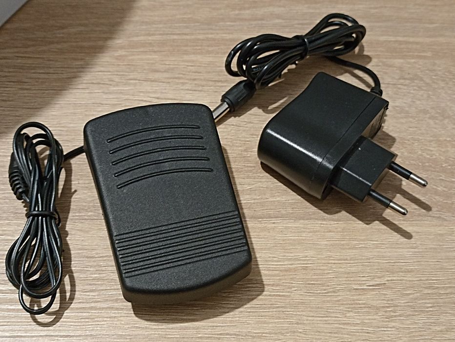 Міні швейна машинка sm 202A