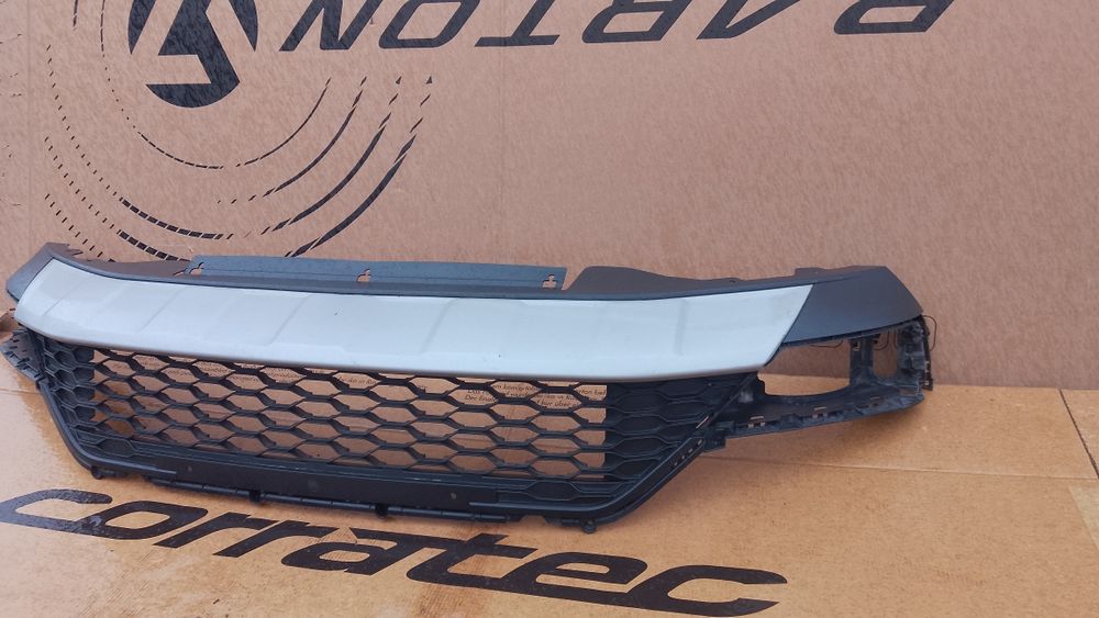 Dokładka zderzaka przedniego spojler VW T-ROC 2 GA 17