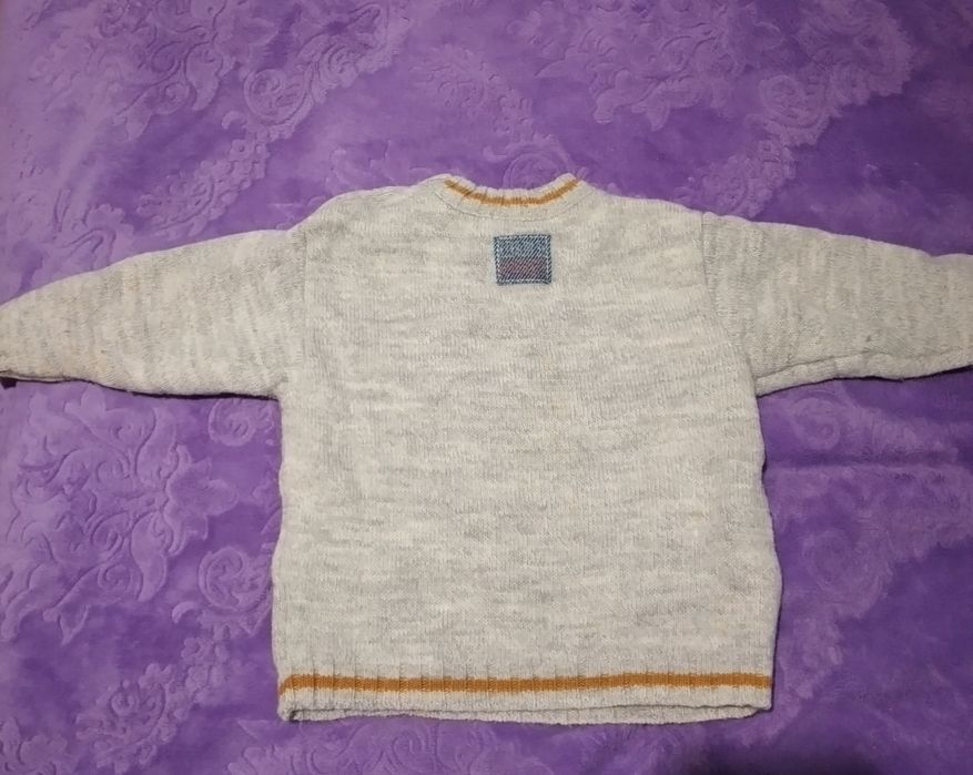 В'язаний светр для хлопчика  18 місяців  .