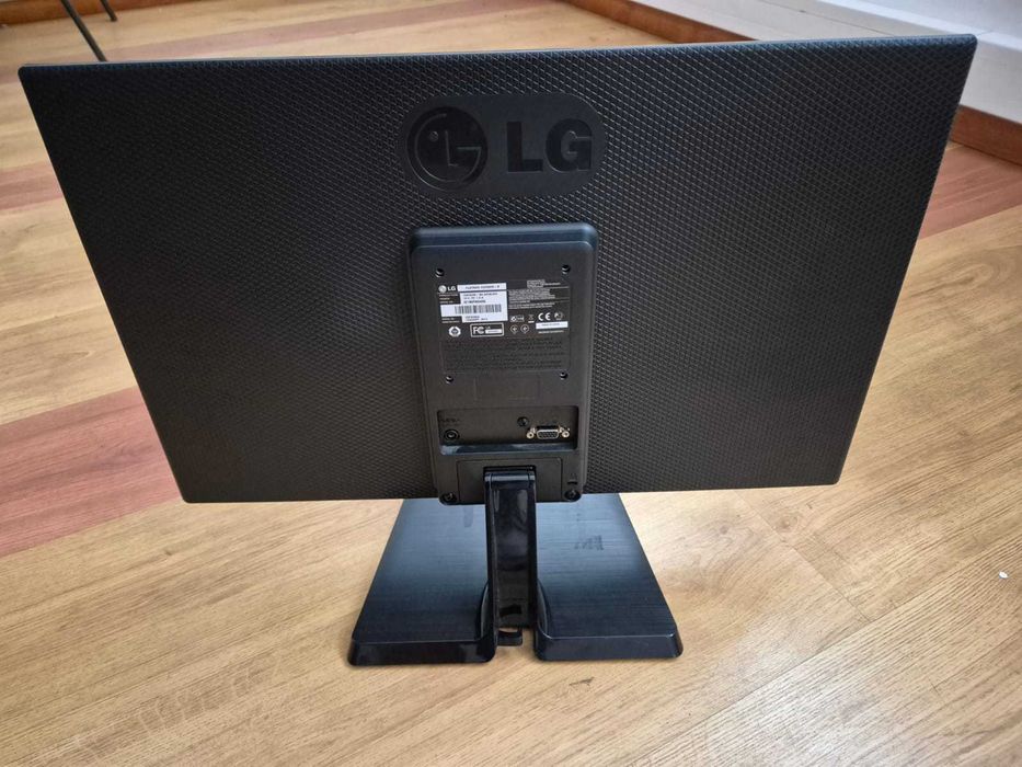 Monitor LG Flatron 22EN33S