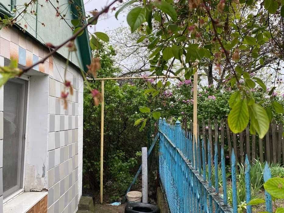 (13) Продам будинок в центрі Малодолинського