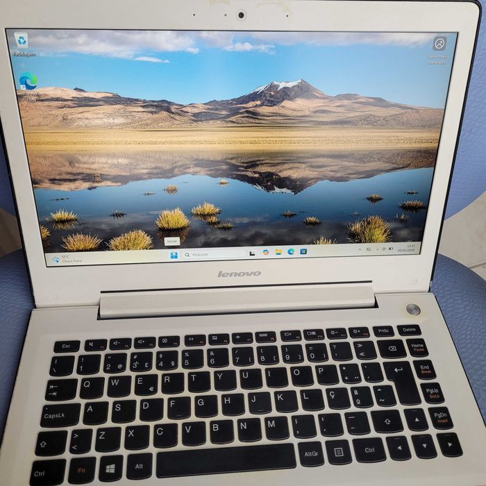 Portátil Lenovo U31-70