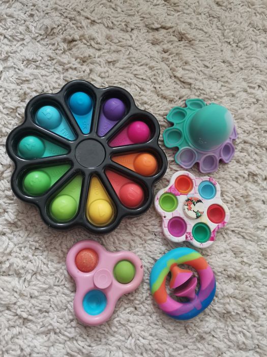 Поп іт, сімпл-дімпл, Pop-Puck