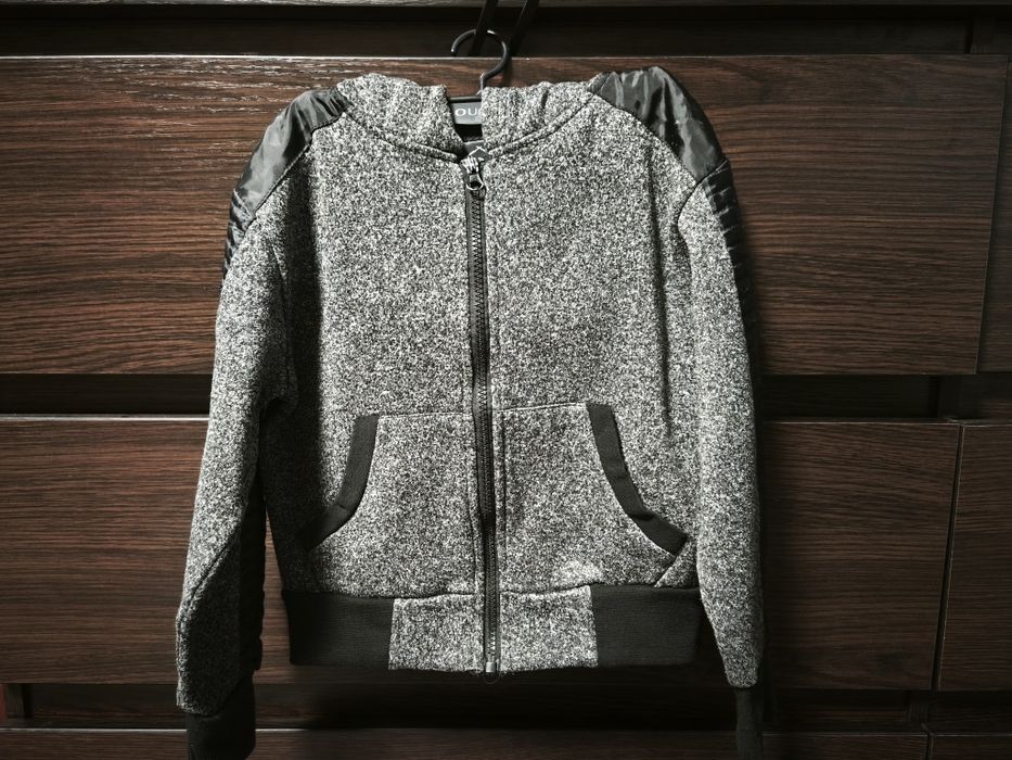 Кофта, вітровка 6-7 років