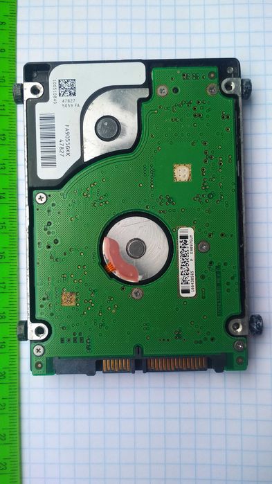Seagate 160 Гб 7200 sATA Неробочий вінчестер жорсткий диск 2,5 дюйма
