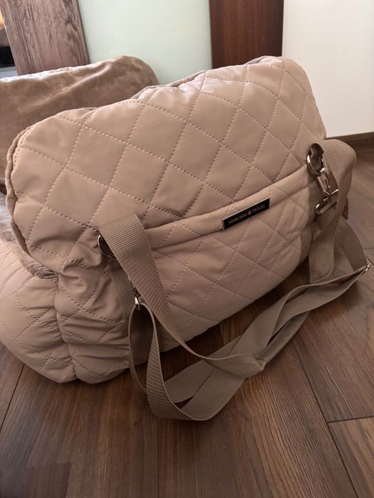 Siedzenie samochodowe dla psa