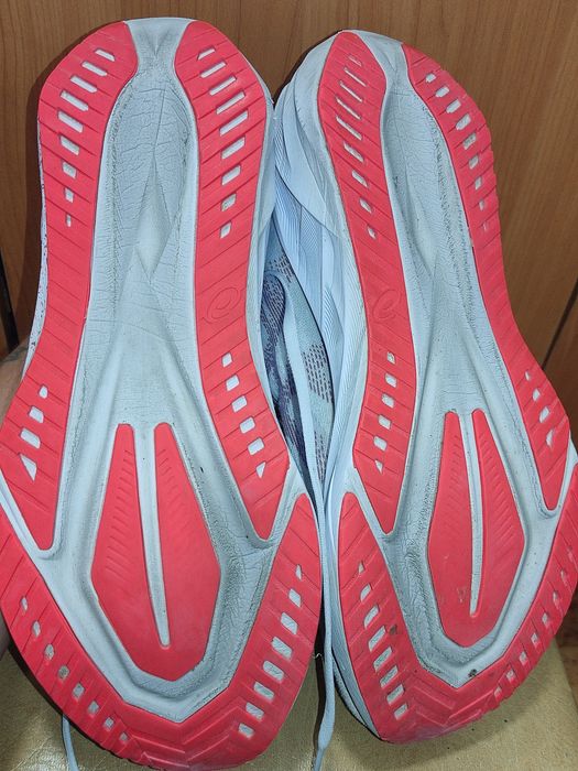 Asics Novablast 5 Tokyo,49розмір