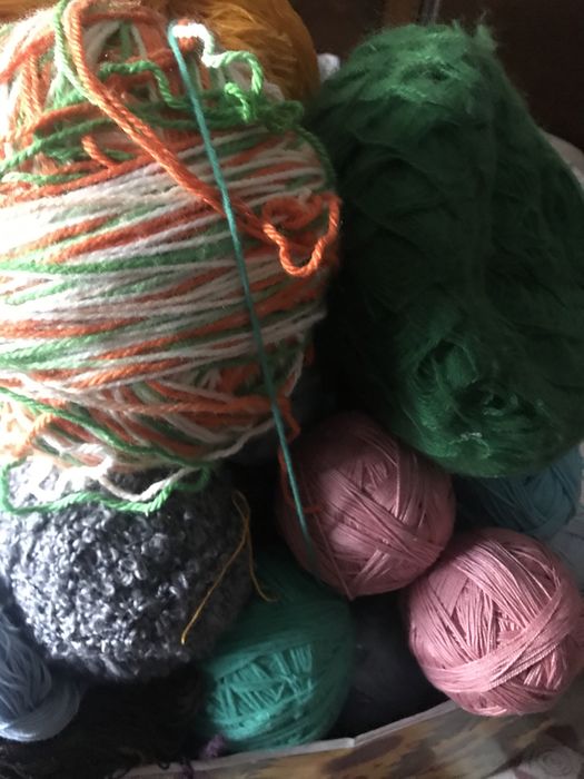 Linhas de varias cores e grossuras