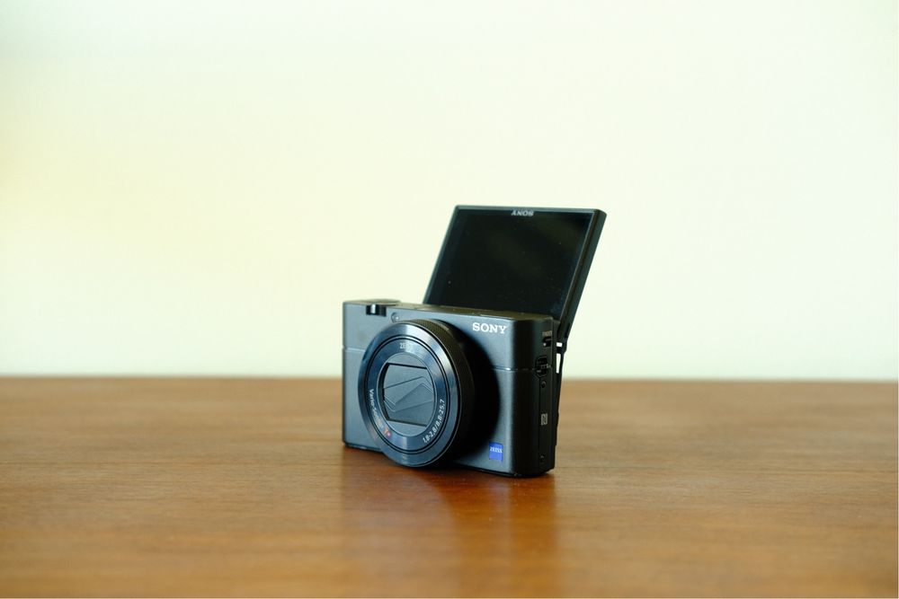 Sony RX100 V Compacta Premium