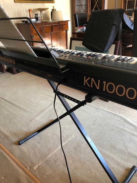 Teclado Technics KN1000