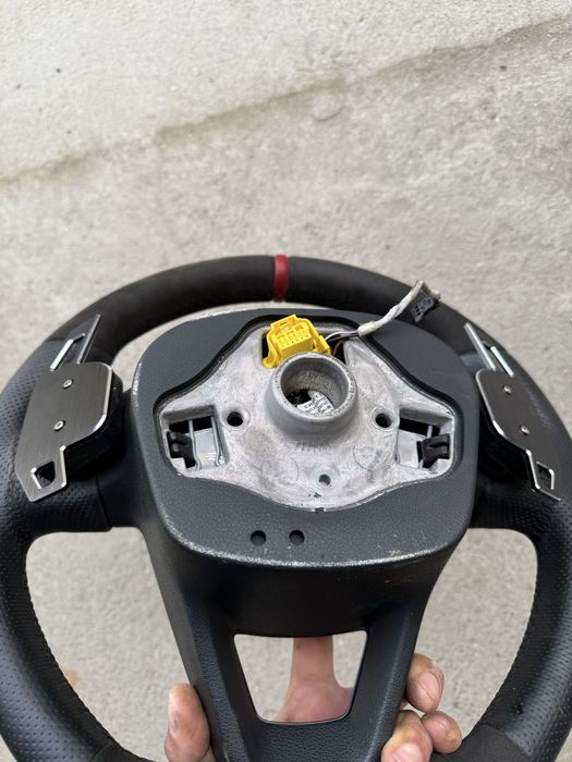 Volante seat leon 5 F cupra completo