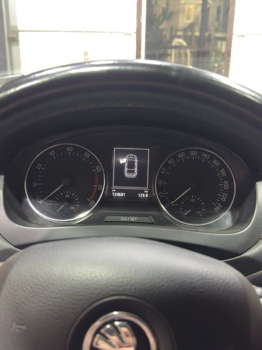 Пррдам авто більш менш в нормальному стані