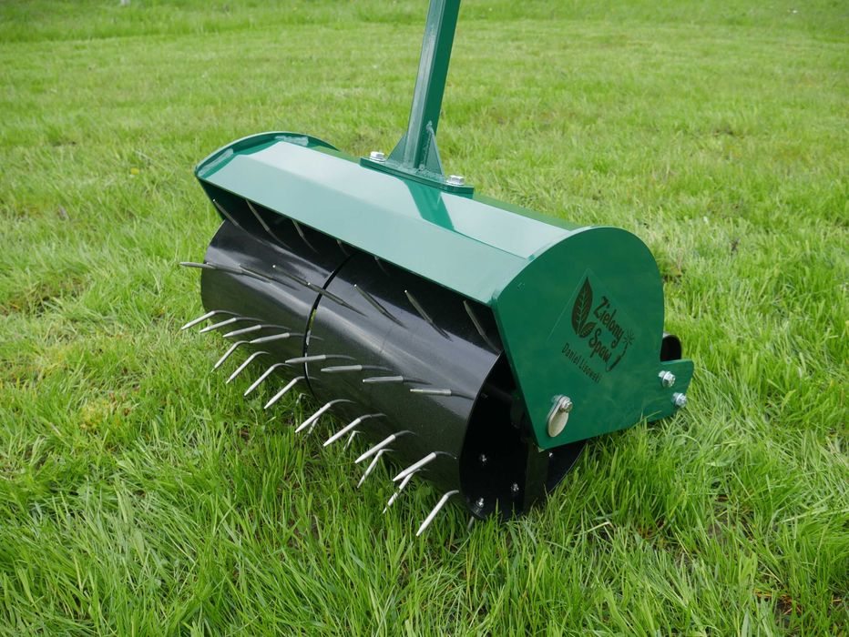 Walec z kolcami do aeracji trawnika | Zielony Spaw | 61 cm | Profesjonalny aerator ręczny klasy Premium