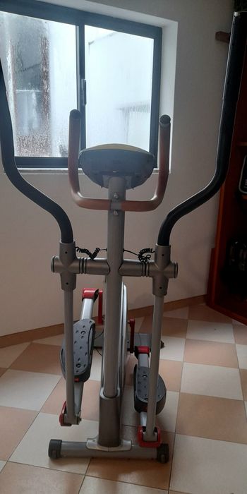 Newfit Alpha Elliptical Trainer442461245942671362