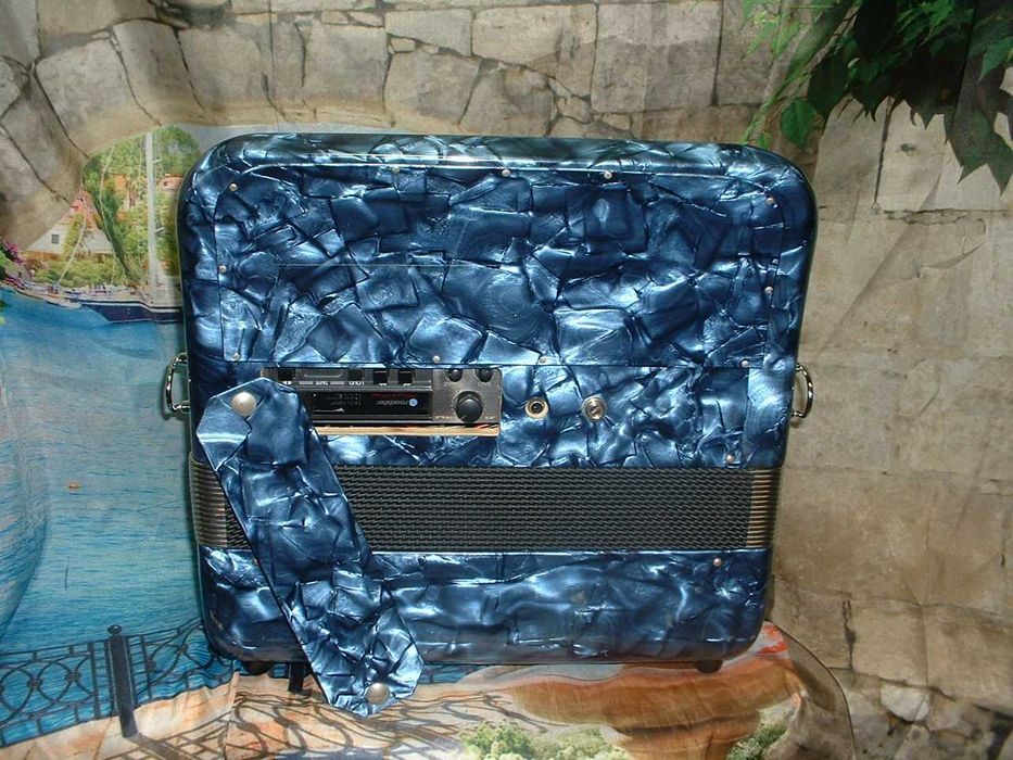 Concertina co radio de cacetes  Avenda N .909