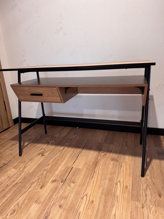 Biurko koloru dęba_ używane