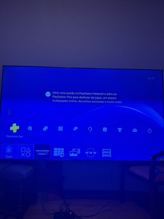 PS4 Pro 1TB Branca + Comando + 3 Jogos — 220€