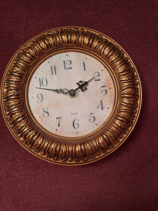 Zegar stylowy zloty