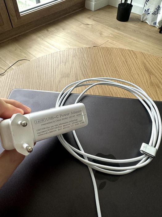 MacBook PRO MAX 2 12CPU 38GPU 16”, 32Ram, 1tb.