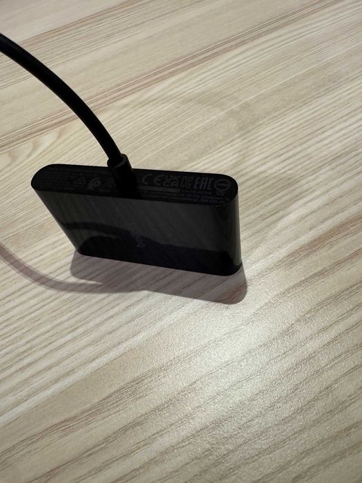 Belkin AVC018 Hub USB-C 4x USB-C 10 Gb/s PD 100 W