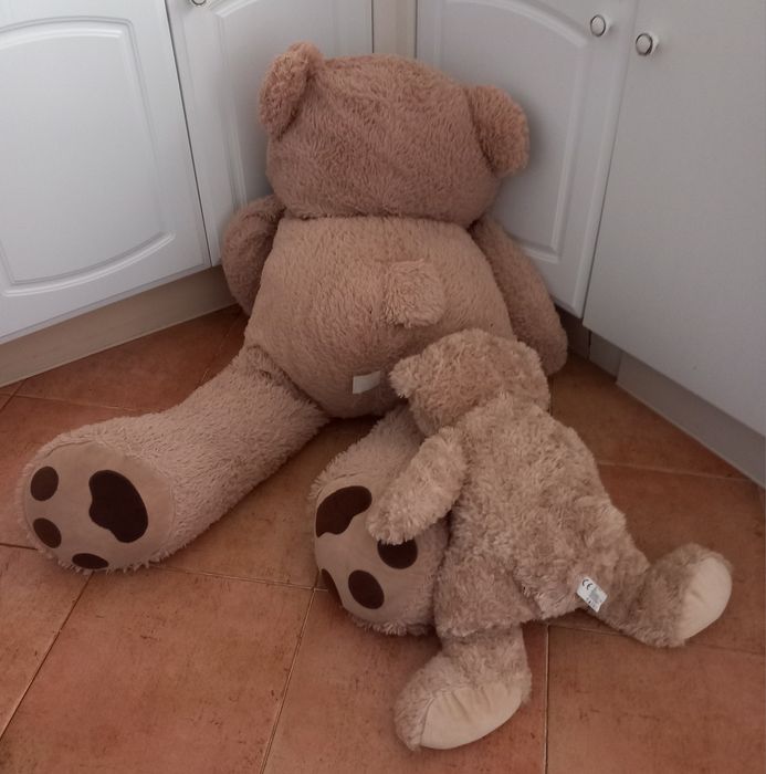 URSO PELUCHE GRANDE 25€ E PEQUENO 15€. Casa Criança  Eventos Decoração  Aniversário.