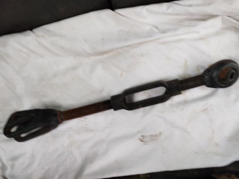 Растяжка на навеску трактора МТЗ-ЮМЗ продам в  отличном состоянии 900г