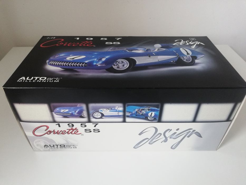 アート・デザイン・音楽 THE COMPLETE CORVETTE アート・デザイン