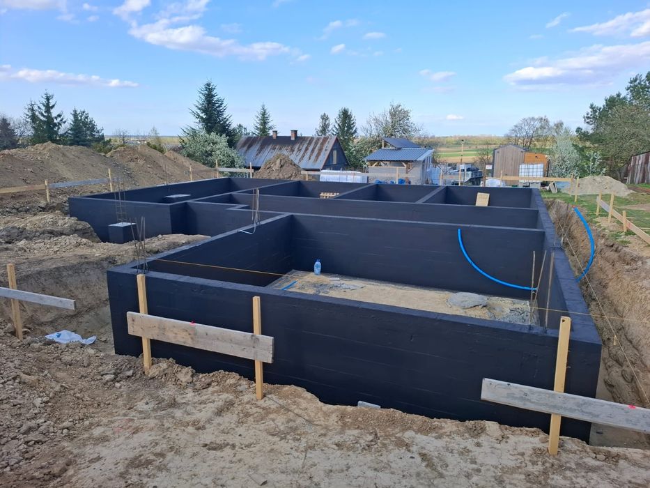 Usługi budowlane Murarz wykończenia fundamenty kominy  hydraulika
